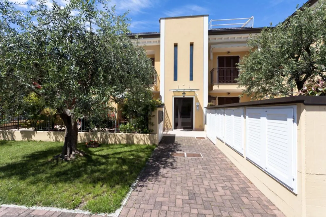 Relax In Collina Lejlighed Misano Adriatico